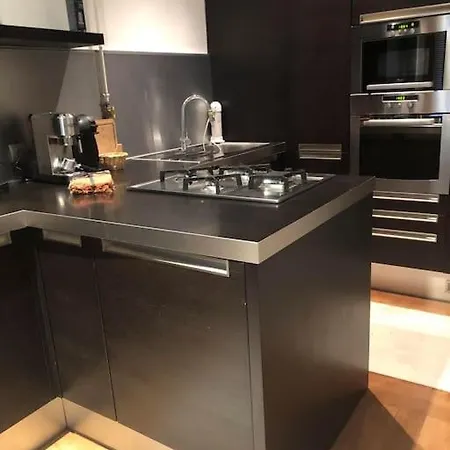 דירה Gorgeous Loft *